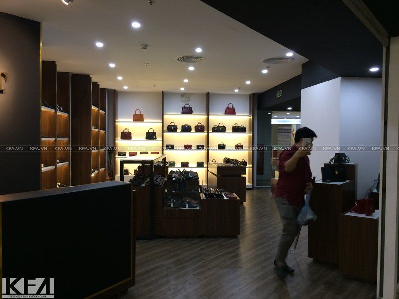 Thi công showroom WT Royal 7