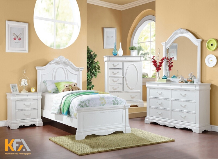 Phòng ngủ bé gái thiết kế tân cổ điển với nội thất gỗ sơn trắng nổi bật