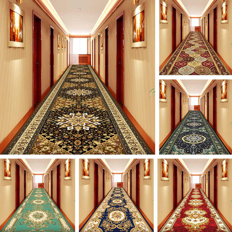 Những tấm thảm hình dài hình chữ nhật giúp hành lang trở nên đẹp và hiện đại hơn