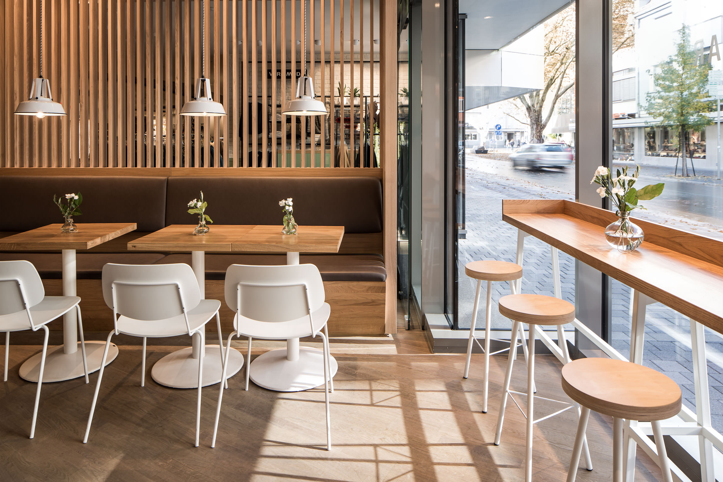 Thiết kế quán cafe hiện đại