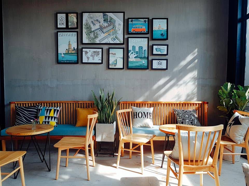 Thiết kế nội thất quán cafe đơn giản