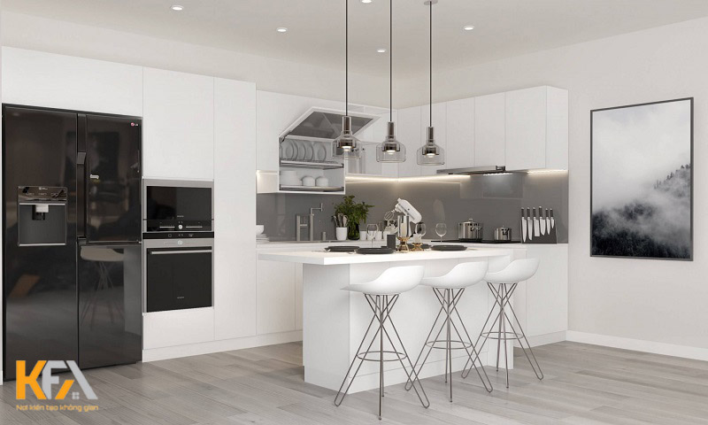 Tủ bếp màu trắng được thiết kế hệ thống đèn led chạy bên dưới giúp không gian hiện đại hơn