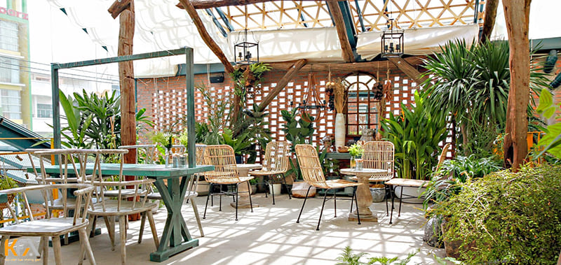 Mẫu thiết kế quán cafe sân vườn nhỏ đẹp, được yêu thích nhất 2022