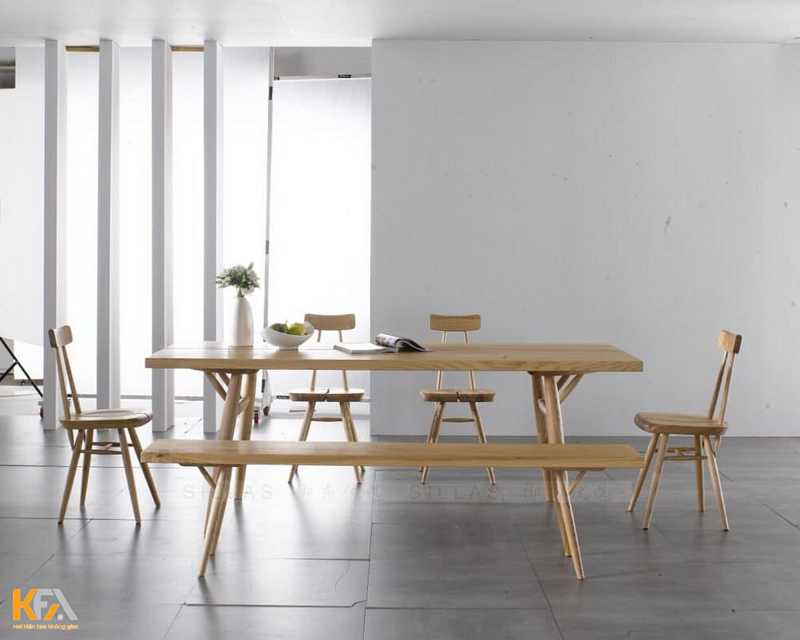 Mẫu thiết kế bàn ăn từ gỗ tần bì đầy ấn tượng nhẹ nhàng