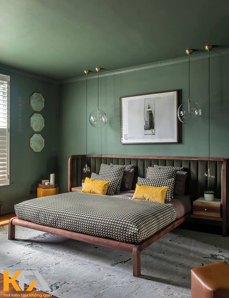 Phòng ngủ màu xanh rêu tuy còn khá mới lạ nhưng lại đem đến những trải nghiệm bất ngờ